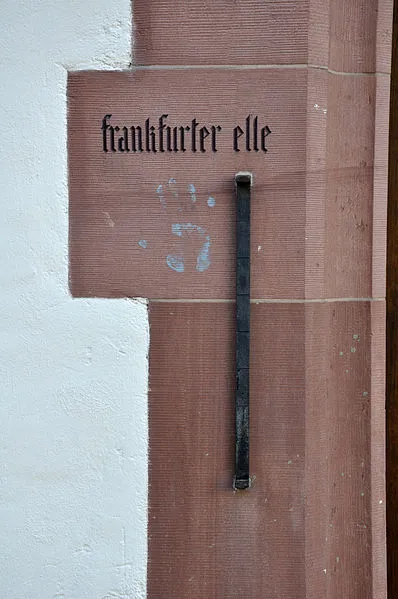 Maßeinheit Frankfurter Elle am Leinwandhaus | blecher.de