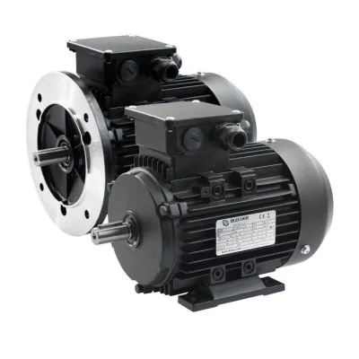 Drehstrommotor IE 5, Fußausführung und Flanschbauform, schwarz